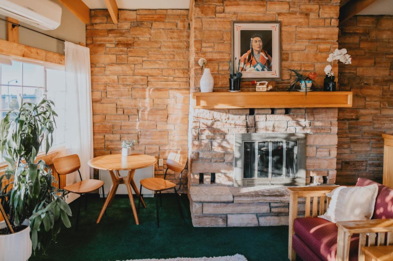 Sapphire Motel Midtown Bozeman Esterno foto