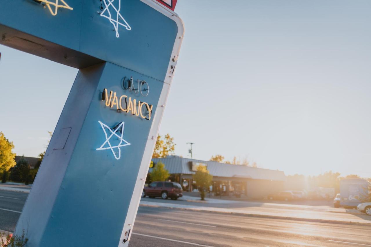 Sapphire Motel Midtown Bozeman Esterno foto